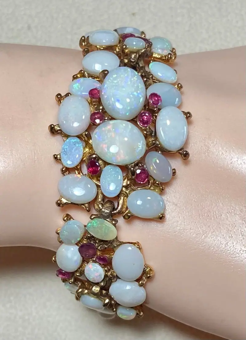 Swoboda Bracelet — Opal, Ruby (2)