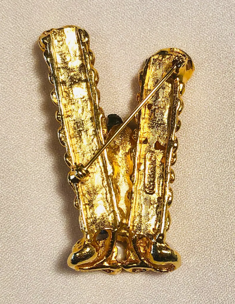 Buddha Brooch — Carnelian, Freshwater Pearl (2)