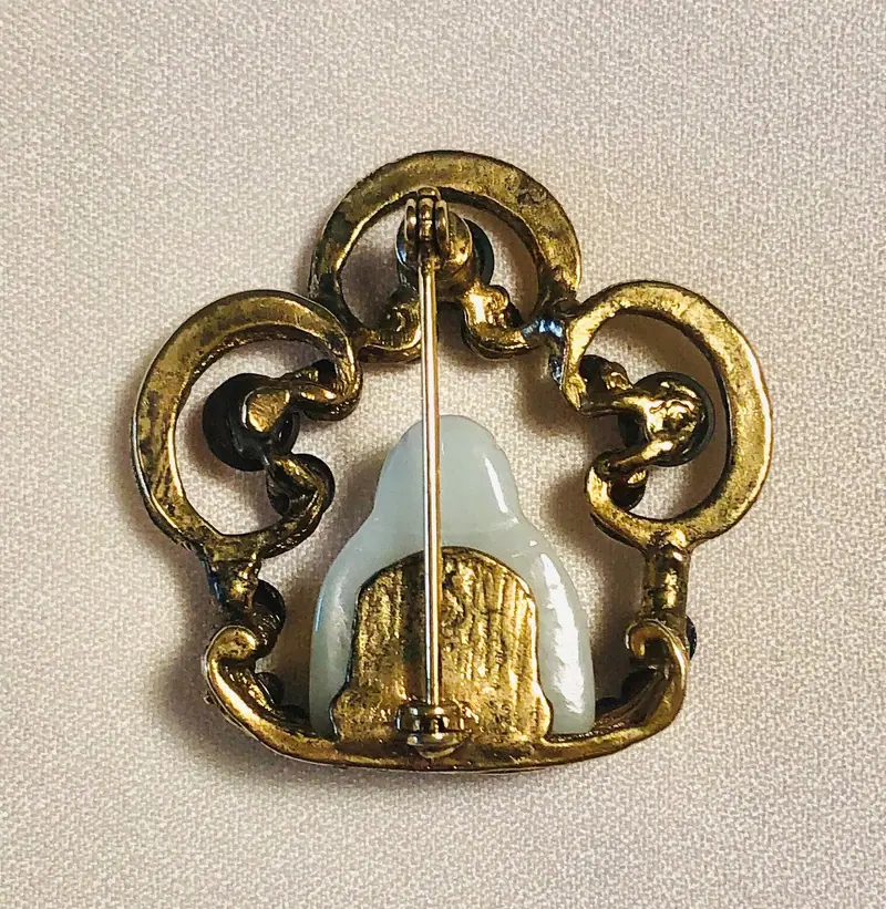 Buddha Brooch — Garnet and Jadeite Buddha (2)