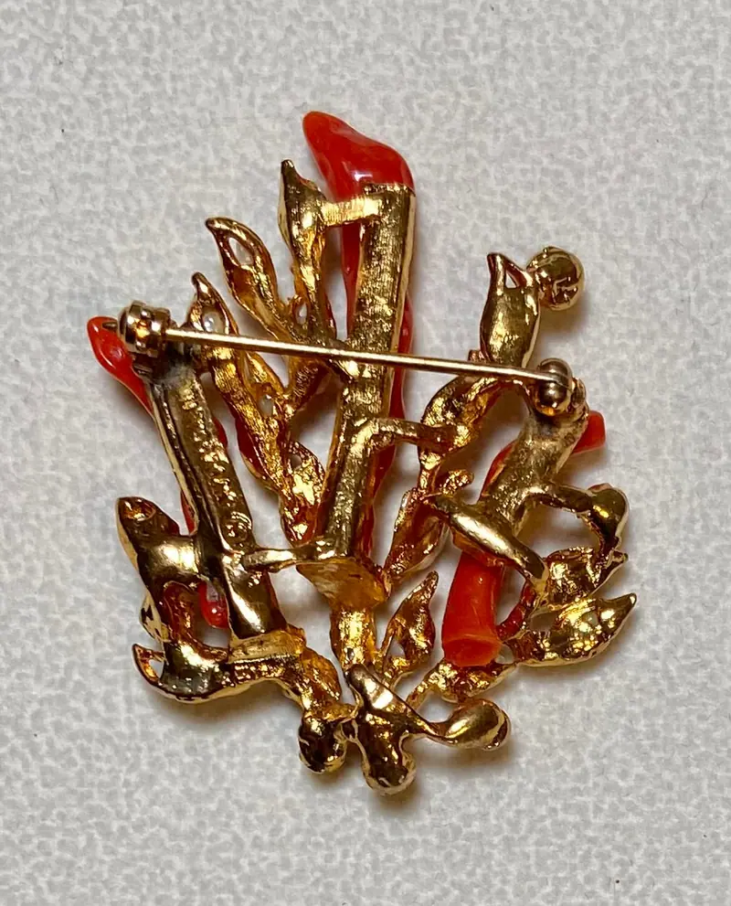 Coral Reef Brooch — Coral, Freshwater Pearl (2)