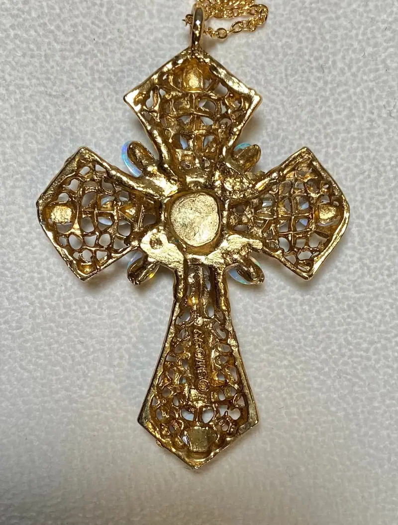 Cross Pendant — Australian Opal (4)