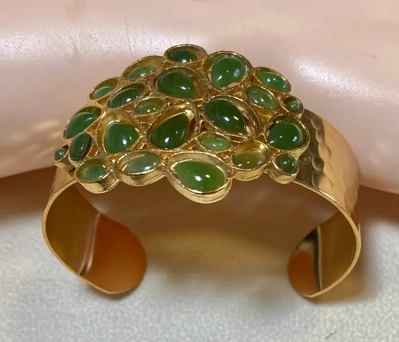 Cuff Bracelet — Jade (3)