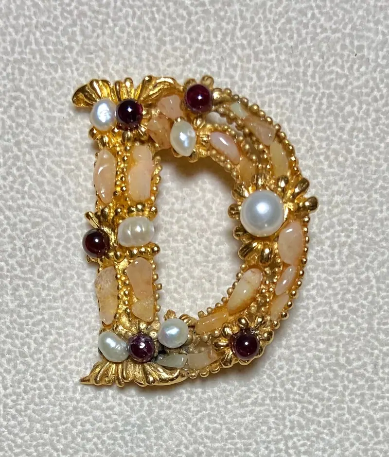 "D" Initial Brooch — Howlite, Garnet, Freshwater Pearl