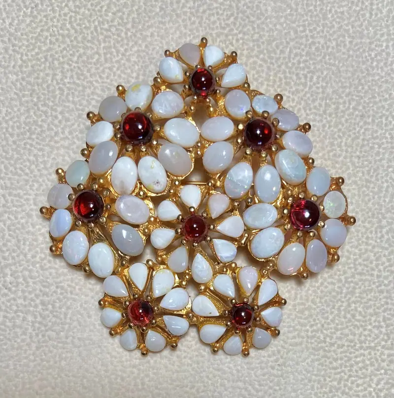Dome / Brooch — Opal, Garnet