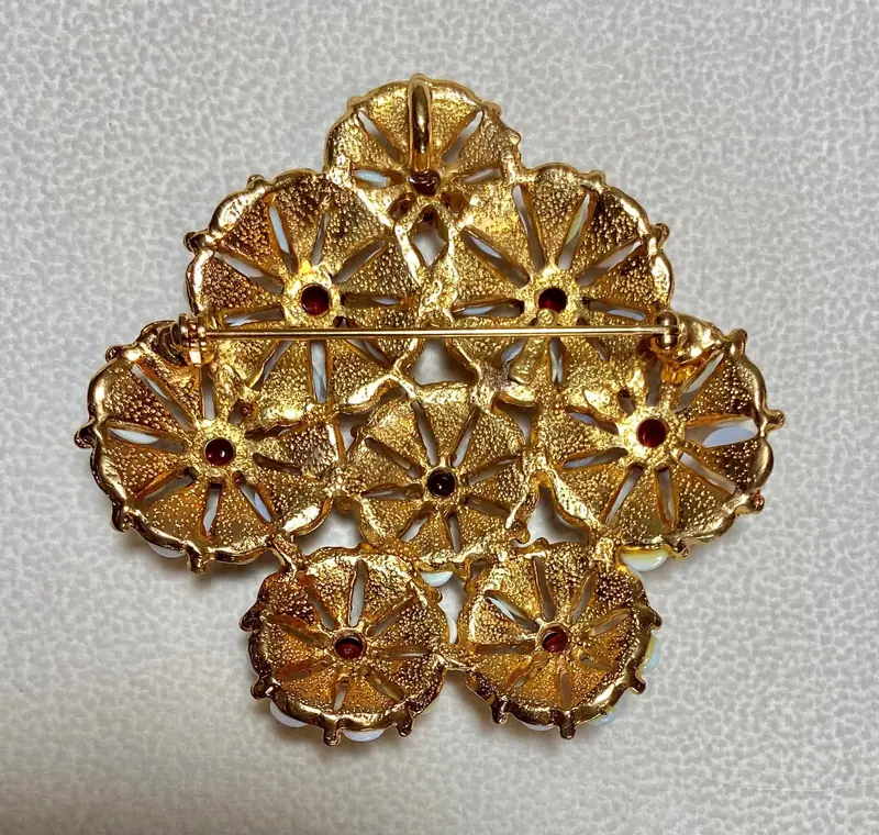 Dome / Brooch — Opal, Garnet (2)
