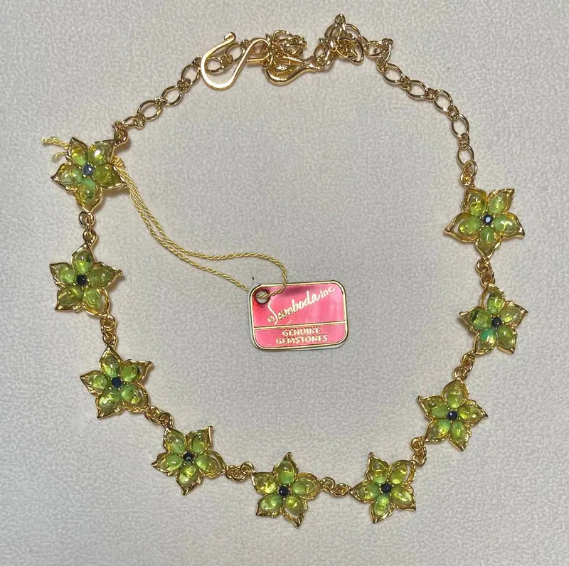 Flower Necklace — Peridot, Sapphire (4)