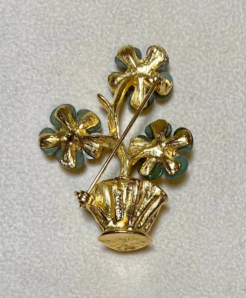 Flower Pot Brooch — Jade, Pearl (2)