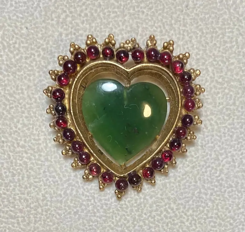 Heart Brooch — Jade, Garnet