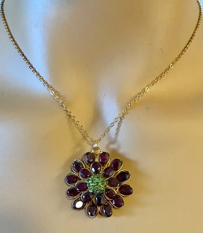 Swoboda Pendant — Garnet, Peridot