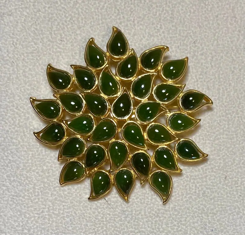 Starburst Brooch — Jade